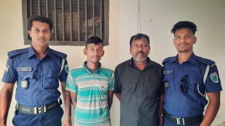 দিরাইয়ে যৌথ বাহিনীর অভিযানে ভারতীয় মদসহ মাদক কারবারি পিতা-পুত্র গ্রেপ্তার