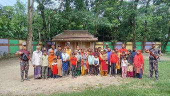 বড়লেখা সীমান্তে আবারও ১২১ জনকে পুশইন করলো বিএসএফ! থানায় হস্তান্তর 
