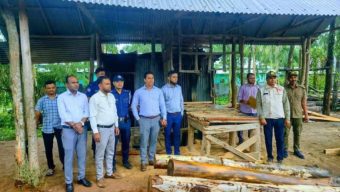 মাধবপুরে অবৈধ চারটি করাতকল উচ্ছেদ