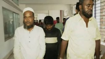 দুই উপদেষ্টার গাড়ি আটকে বিক্ষোভের ঘটনায় গ্রেফতার ৩