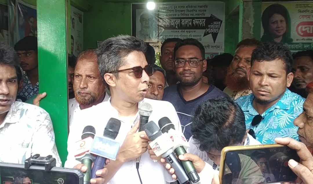তাল বাহানা করে এ-ই সরকার দীর্ঘমেয়াদী ক্ষমতায় থাকতে চায় ধানের শীষের সম্ভাব্য প্রার্থী- মাহবুবুর রহমান 