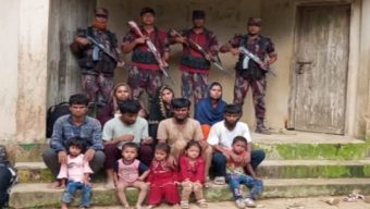বড়লেখা সীমান্তে ১৩ জন রোহিঙ্গাকে আটক করেছে বিজিবি