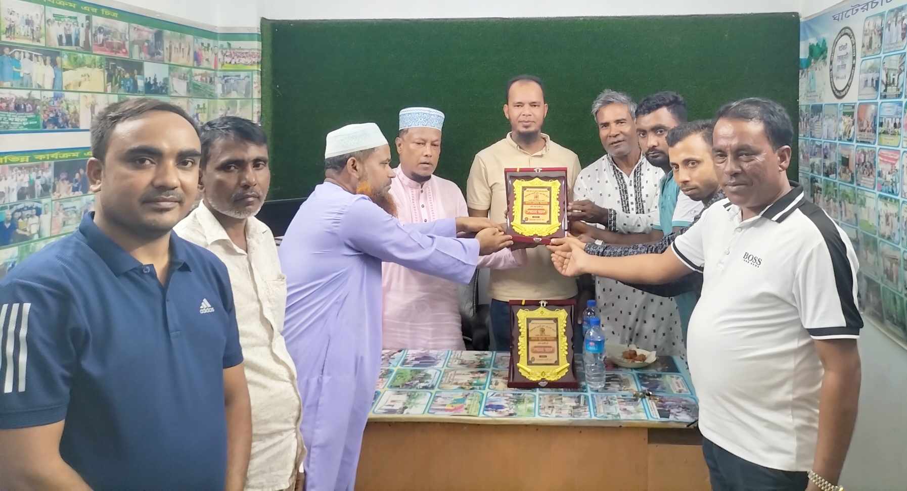 জৈন্তাপুরে প্রবাসীদের সম্মানে চিকনাগুল প্রবাসী গ্রুপের তিন’ প্রবাসী’কে সম্মাননা স্মারক প্রদান