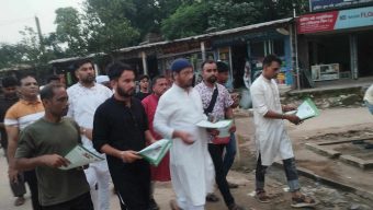 কানাইঘাটে এমপি প্রার্থী মামুন রশিদের লিফলেট বিতরণ