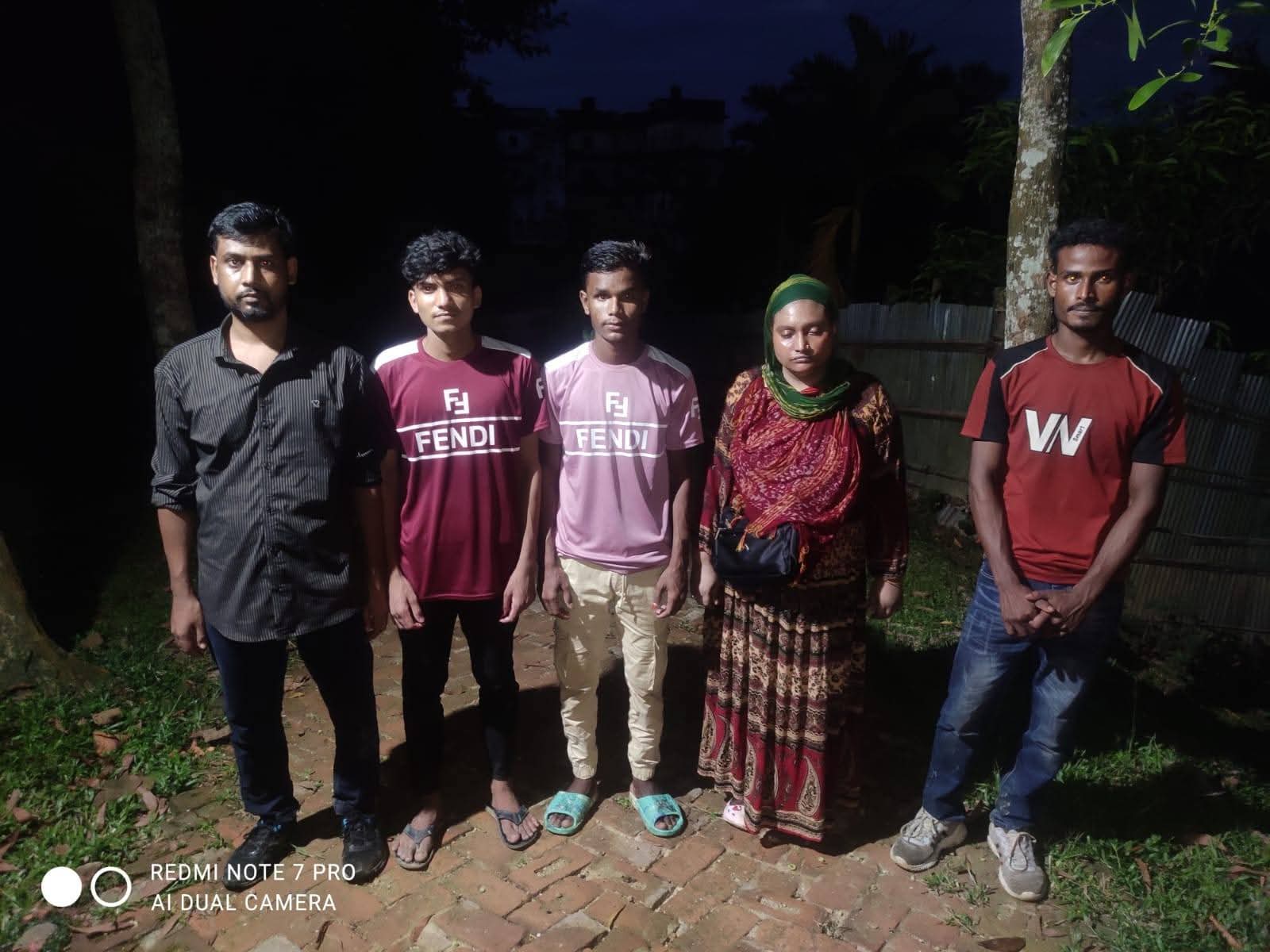 বড়লেখার লাতু সীমান্ত দিয়ে ৫ বাংলাদেশীকে বিএসএফের পুশইন