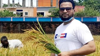 সাধারণ এক সহানুভূতির কাজেই মিললো অসাধারণ পুরস্কার