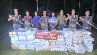 সুনামগঞ্জ সীমান্তে যৌথ অভিযানে কোটি টাকার ভারতীয় চোরাই পন্য জব্দ