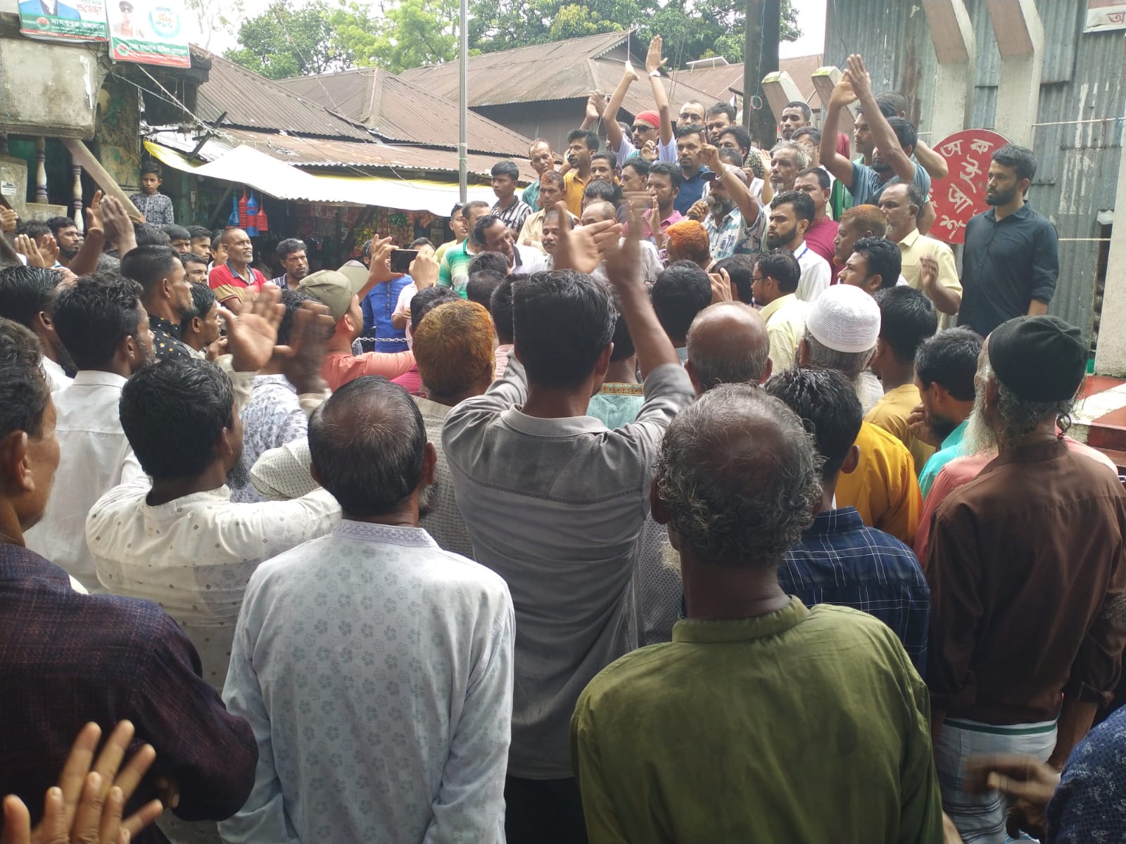 মধ্যনগরে জুলাই গণ-অভ্যুত্থান দিবসে বিএনপির বিজয় র‍্যালি
