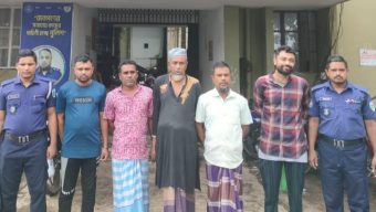 ছাতক থানা পুলিশের অভিযানে বিভিন্ন মামলায় ওয়ারেন্টভূক্ত পলাতক ৫ আসামী গ্রেফতার