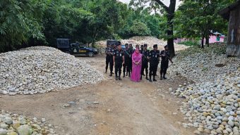 জাফলং কোয়ারি থেকে লুট হওয়া ৭ হাজার ঘনফুট পাথর উদ্ধার