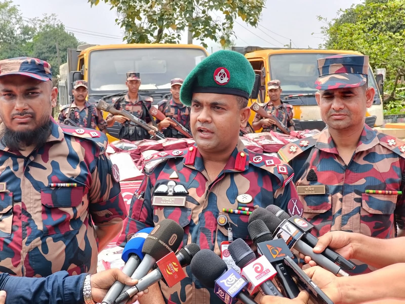 সীমান্তে অবৈধ কার্যক্রম দমনে অগ্রণী ভূমিকা পালন করছে ৪৮ বিজিবি: অধিনায়ক নাজমুল হক