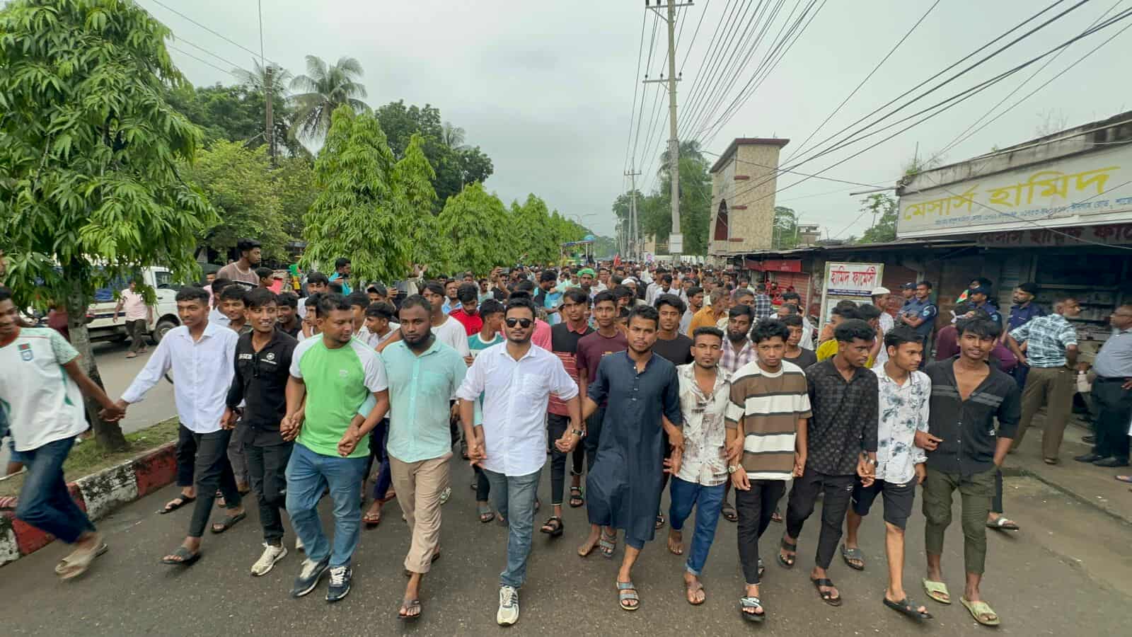 ঐতিহাসিক গণঅভ্যুত্থান স্মরণে হবিগঞ্জে বিএনপির বিশাল বিজয় র‍্যালি