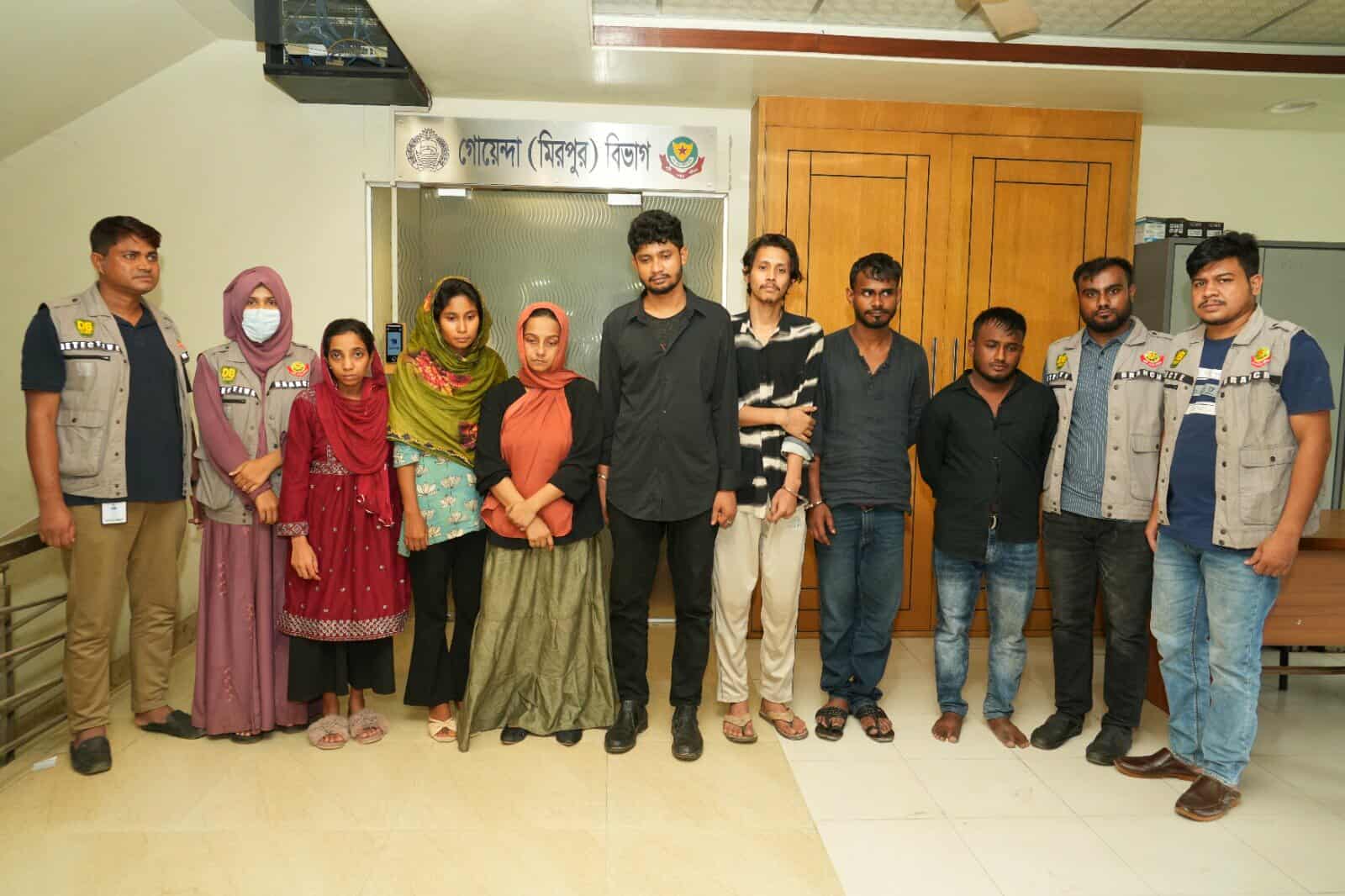হানি ট্র্যাপ ও চাকরির প্রলোভনে প্রতারণার ঘটনায় সাত জন গ্রেফতার