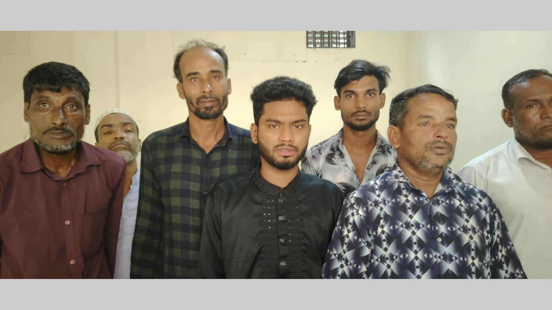 সিলেটে নৌপথে চাঁদাবাজি করতে গিয়ে: র‍্যাবের হাতে আটক-৭