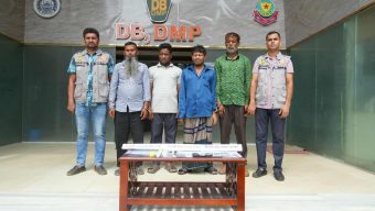 রাজধানীর শেরেবাংলা নগরে সিএনজি স্টার্ট বন্ধ করে ছিনতাই: চক্রের মূলহোতাসহ চার জন গ্রেফতার