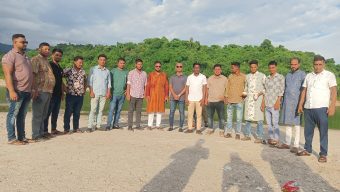 সাদা পাথর লুট: পরিদর্শনে বিএনপি নেতা হেলাল উদ্দিন আহমেদ