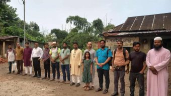 সাংবাদিক তুহিন হত্যার প্রতিবাদে কানাইঘাটে সাংবাদিকদের মানববন্ধন