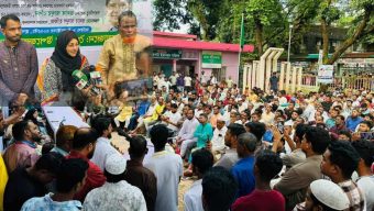 জৈন্তাপুরে ৩১ দফা বাস্তবায়নে এডভোকেট জেবুন নাহার সেলিমের মতবিনিময় সভা ও লিফলেট বিতরণ